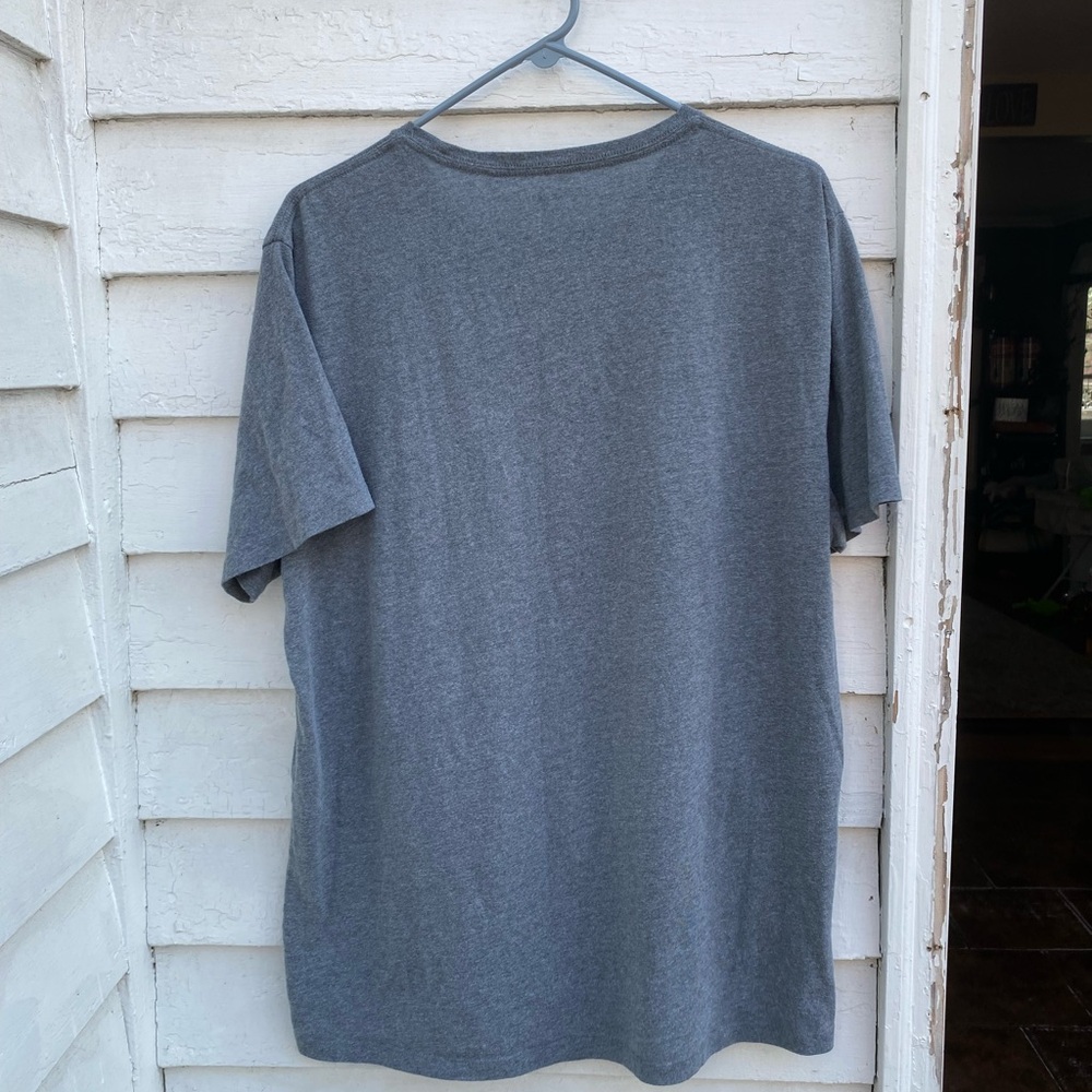 Old Navy Gray Batman Logo T-Shirt Crew Neck Tee - Picture 5 of 6